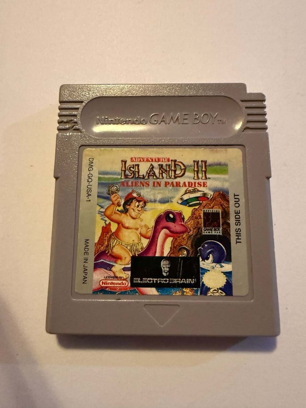 Nintendo Game Boy Adventure Island II Aliens in Paradise Cartridge